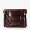 Dr. Martens VEGAN SATCHEL - Umhängetasche - Cherry Red Cambridge Brush