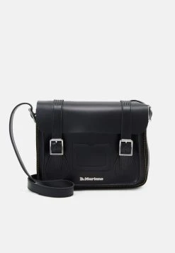 Dr. Martens SATCHEL UNISEX - Umhängetasche - Black